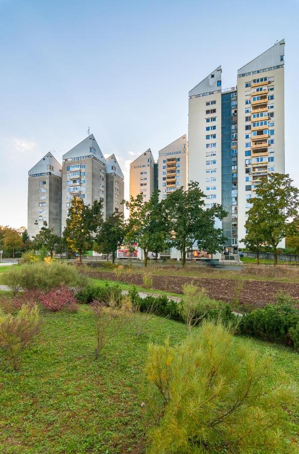 E&E Apartments 4* Arena Stozice 卢布尔雅那 外观 照片